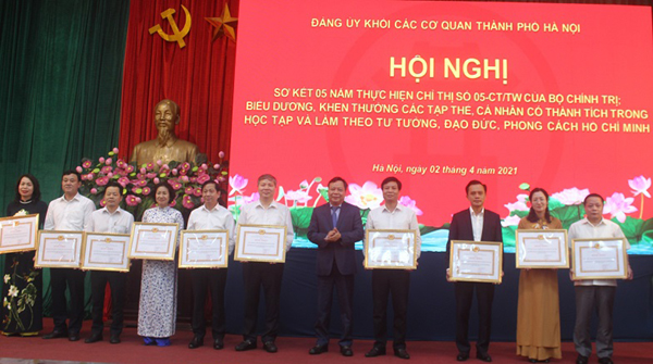 Học và làm theo Bác Chuyển biến cơ bản, tạo lan tỏa rộng lớn tới tất cả tổ chức cơ sở đảng